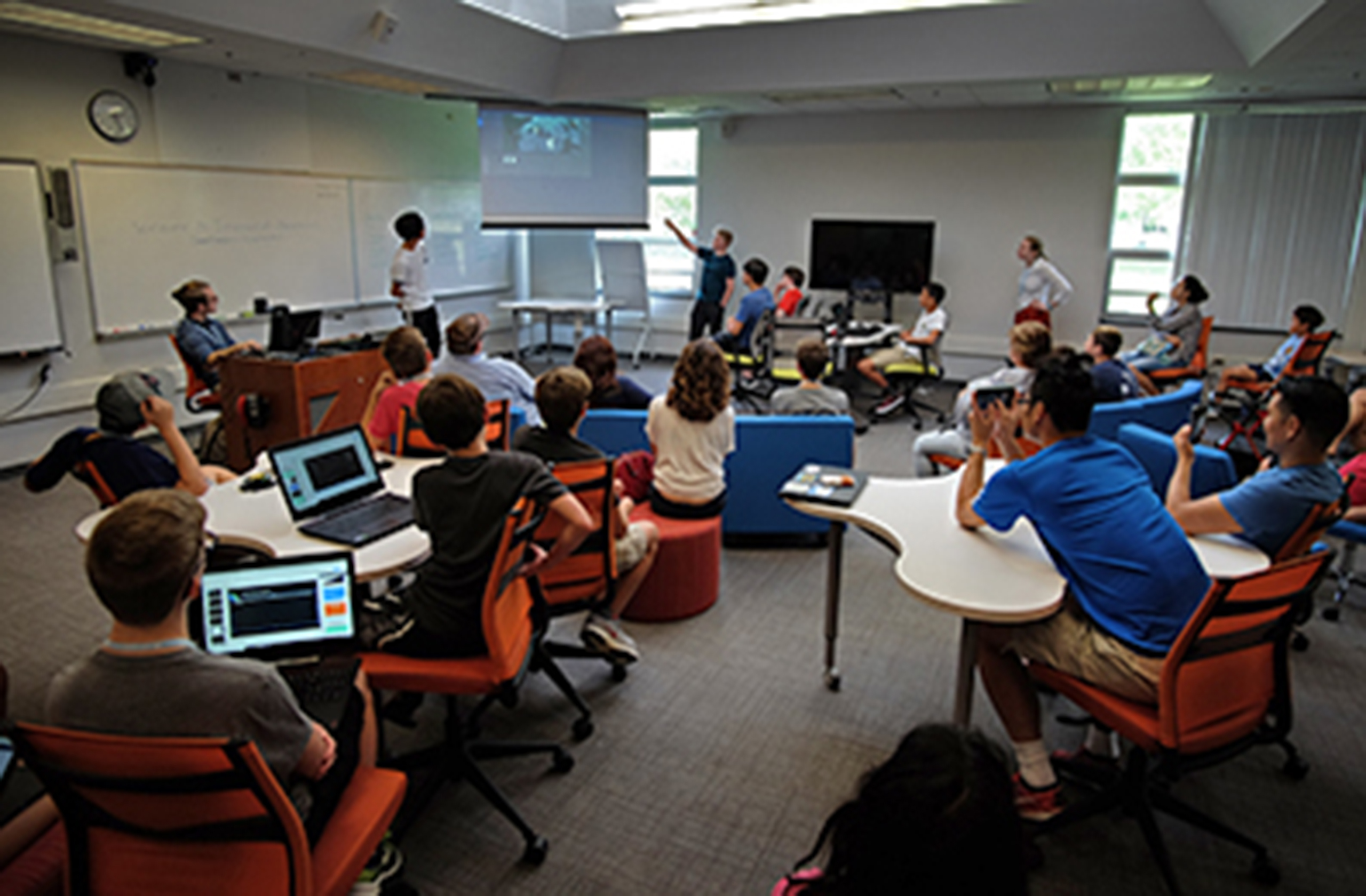 School of Education supports teen innovation with summer camps UNC