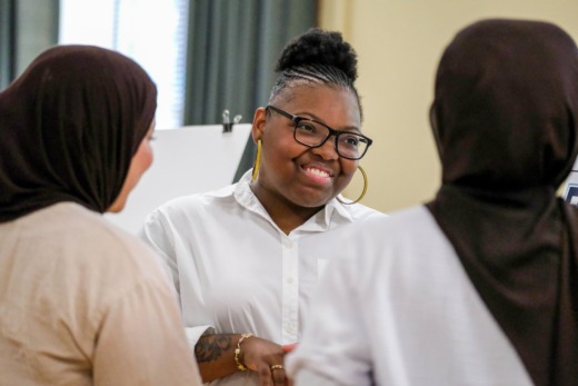 Student presents research poster at HDFS event