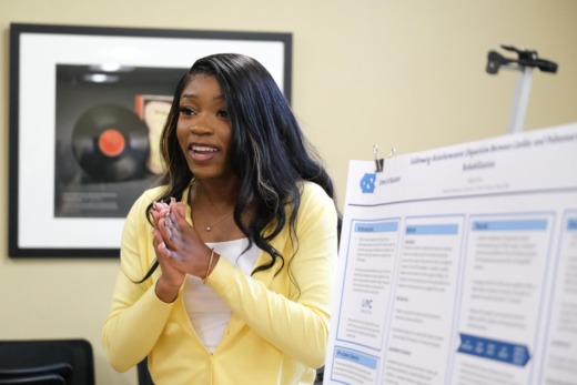 Student presents research poster at HDFS event
