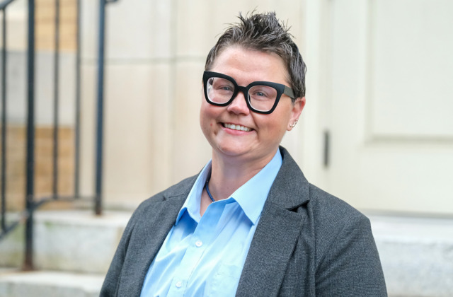 Portrait of Stephanie Shelton